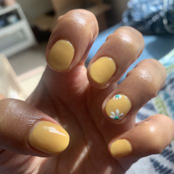 Mint Nail Lounge - Nail Salons Near Me - Arlington, Virginia
