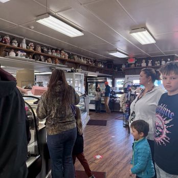 Dylan’s Cottage Bakery & Deli - Bakeries Near Me - Long Beach, Washington