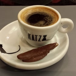 Katz - Espresso com raspas de chocolate. Hmmmm
