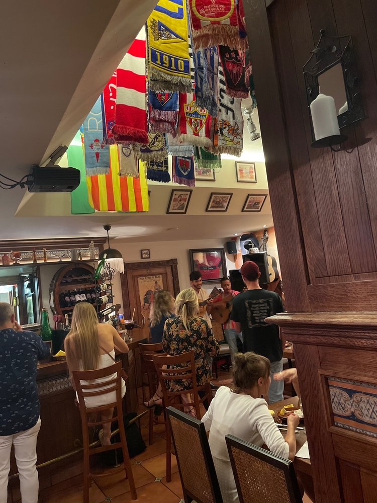 SOL Y SOMBRA Updated September 2024 22 Photos & 19 Reviews ul