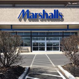 Marshalls store front