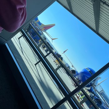 Southwest Airlines - Pmane - Airlines Near Me - Long Beach, California