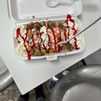 Ice Screamin - Custom croissant special - Ice Cream & Frozen Yogurt Near Me - Tampa, Florida Ice Screamin - Custom croissant special - Ice Cream & Frozen Yogurt Near Me - Tampa, Florida