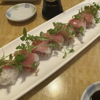Hayatobi Sushi - Yellowtail Lover Roll - Sushi Bars Near Me - San Gabriel, California
