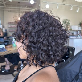 Kutz by Kimmy - Natural curls. - Hair Stylists Near Me - Kapolei, Hawaii Kutz by Kimmy - Natural curls. - Hair Stylists Near Me - Kapolei, Hawaii