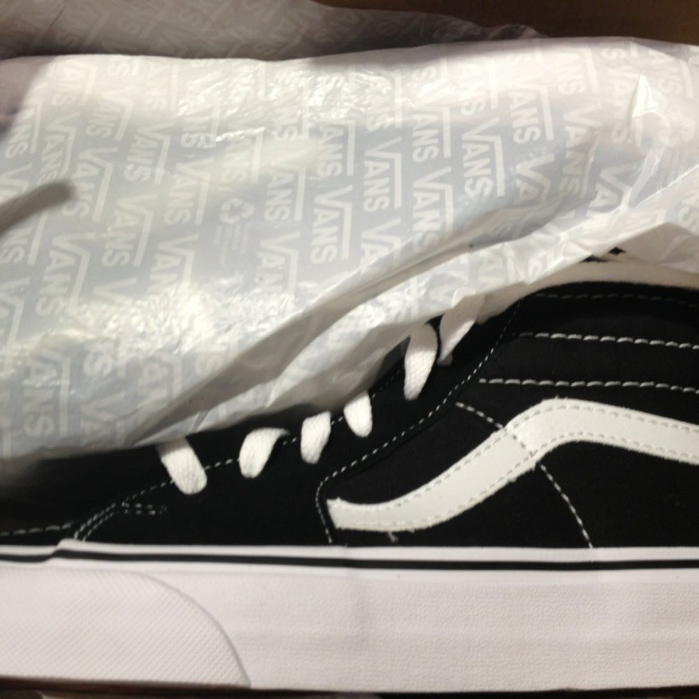Vans - Fresh kicks!! - Shoe Stores Near Me - Hermosa Beach, California Vans - Fresh kicks!! - Shoe Stores Near Me - Hermosa Beach, California