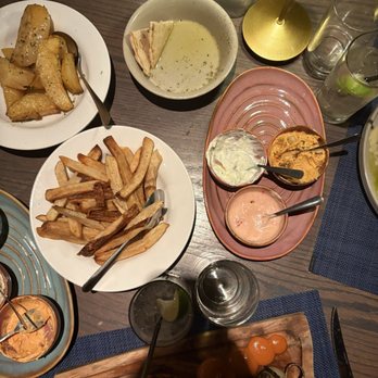Kyma Hudson Yards - 6 Pikilia - Seafood Near Me - New York, New York Kyma Hudson Yards - 6 Pikilia - Seafood Near Me - New York, New York