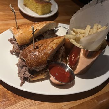 The Evie - Prime rib dip - American Near Me - Chicago, Illinois