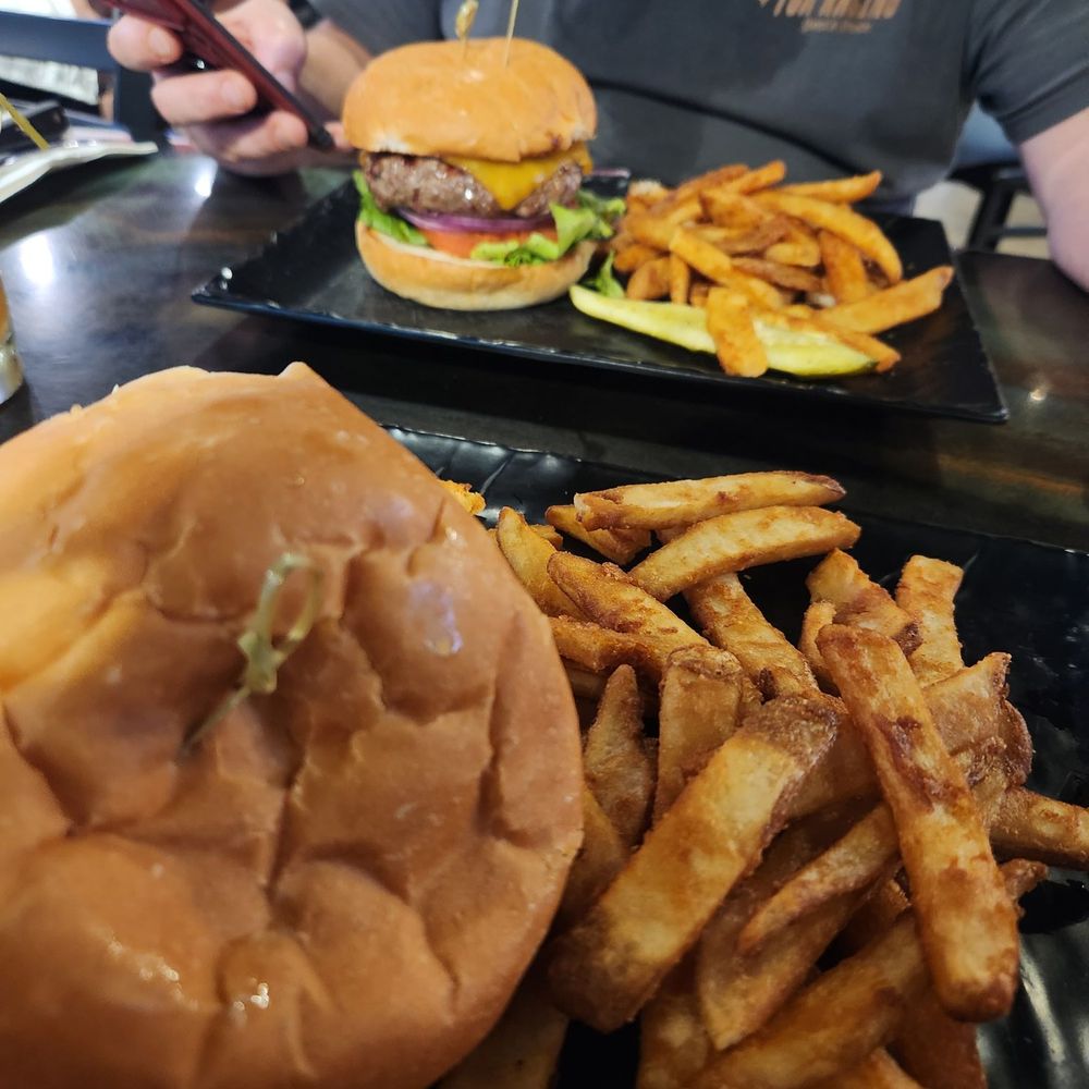 Rob's Good Times Grill - burgers and fries - Sports Bars Near Me - Lihue, Hawaii Rob's Good Times Grill - burgers and fries - Sports Bars Near Me - Lihue, Hawaii