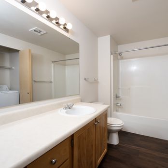 Westmall Terrace - 1 Bed / 1 Bath - Deluxe - 733 sq ft - Apartments Near Me - Tacoma, Washington Westmall Terrace - 1 Bed / 1 Bath - Deluxe - 733 sq ft - Apartments Near Me - Tacoma, Washington