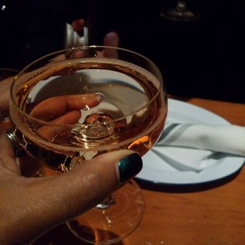 Cindy's Rooftop - Sparkling Rose' - New American Near Me - Chicago, Illinois
