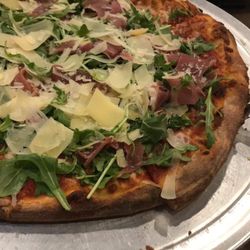 Il Castello Italian Restaurant - Rucola Pizza