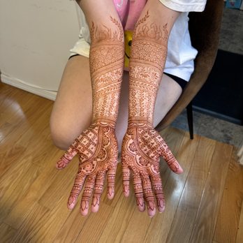 Henna by Naty - Inner arms Day 1 - Henna Artists Near Me Henna by Naty - Inner arms Day 1 - Henna Artists Near Me