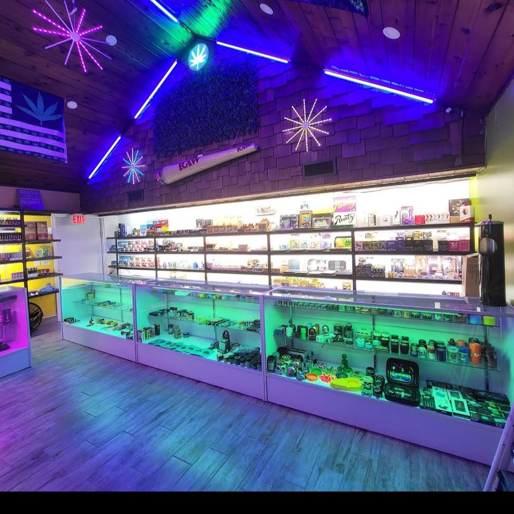 Daydreams Smoke Shop - Tobacco Shops Near Me - Mission, Texas Daydreams Smoke Shop - Tobacco Shops Near Me - Mission, Texas