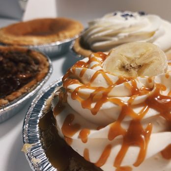Pie R Square - Banana caramel - Bakeries Near Me - Chattanooga, Tennessee Pie R Square - Banana caramel - Bakeries Near Me - Chattanooga, Tennessee