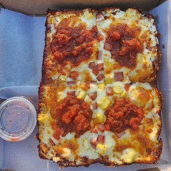 Dante's Pizza Company - Hawaiian Pizza - Pizza Near Me - York, Maine