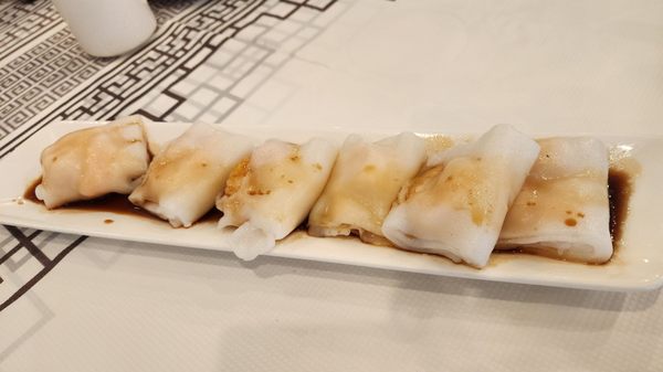 New Winsor Dim Sum House & Bar by null