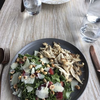 Margot - Arugula salad with chicken - good!! - Spanish Near Me - Culver City, California