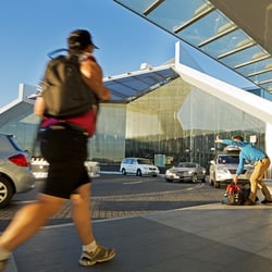 Canberra International Airport - Terminal passenger drop-off and main entry