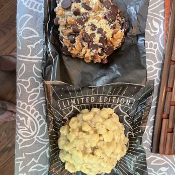 Gideon's Bakehouse - Bakeries Near Me - Orlando, Florida