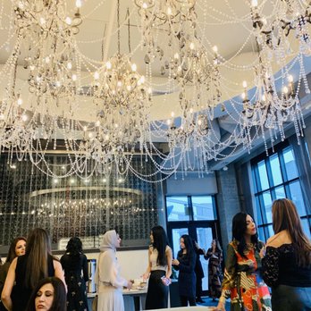 La Vie - Chandelier Room - Cocktail Bars Near Me - Washington, DC, District of Columbia