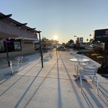 Asian Street Eatery - Outdoor seating - Dim Sum Near Me - Sunnyvale, California Asian Street Eatery - Outdoor seating - Dim Sum Near Me - Sunnyvale, California