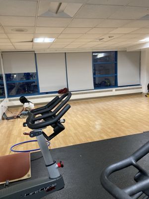 Chelsea Pool by null