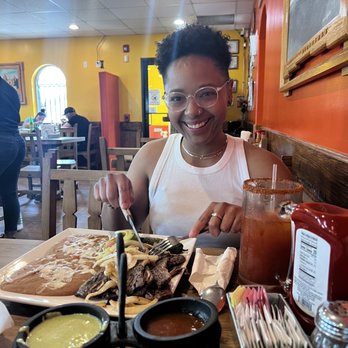 Viva Mexico - Happy Camper - Mexican Near Me - Albuquerque, New Mexico