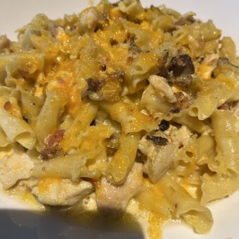 Yard House - Mac & Cheese - Bars Near Me - Sunrise, Florida Yard House - Mac & Cheese - Bars Near Me - Sunrise, Florida