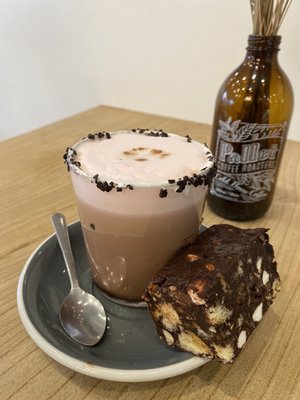 Pallet Coffee Roasters - Semlin Drive by null