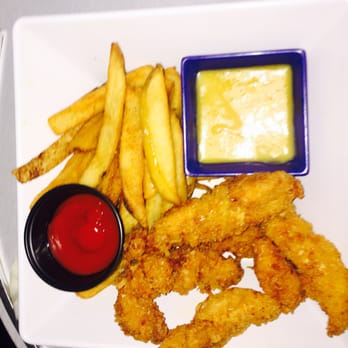 Studio Movie Grill - Coconut chicken tenders - American Near Me - Wheaton, Illinois Studio Movie Grill - Coconut chicken tenders - American Near Me - Wheaton, Illinois