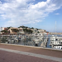 Es Port - Blick auf den Hafen