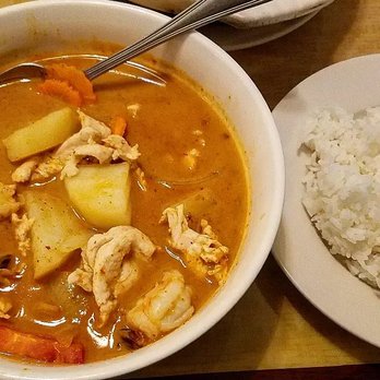 Boonton Thai Cuisine - Chicken and Shrimp Massaman Curry - Thai Near Me - Boonton, New Jersey