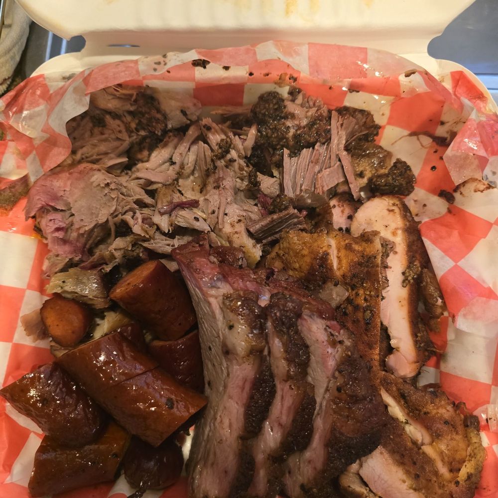 Pulled pork, brisket, tri-tip, sausage and chicken. Pulled pork, brisket, tri-tip, sausage and chicken.