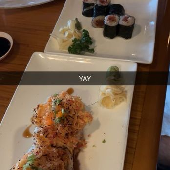Tee-Jay Thai Sushi - Dynamite Roll Spicy Tuna Roll - Sushi Bars Near Me - Fort Lauderdale, Florida Tee-Jay Thai Sushi - Dynamite Roll Spicy Tuna Roll - Sushi Bars Near Me - Fort Lauderdale, Florida