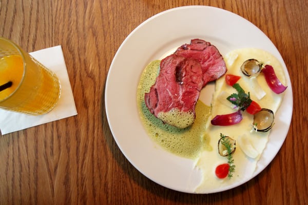 Nejen Bistro by null