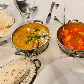 The Maharaja - Garlic Naan Bread Goan Fish Curry (G) Paneer Makhani (G) - Indian Near Me - Cambridge, Massachusetts The Maharaja - Garlic Naan Bread Goan Fish Curry (G) Paneer Makhani (G) - Indian Near Me - Cambridge, Massachusetts