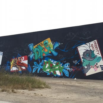 Grafitti Wall - Local Flavor Near Me - Saint Louis, Missouri