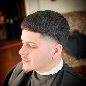 Exclusive Blends Hair Studio - High skin taper - Men's Hair Salons Near Me - San Diego, California Exclusive Blends Hair Studio - High skin taper - Men's Hair Salons Near Me - San Diego, California