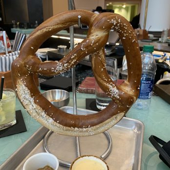 Phins - Pretzel - Lounges Near Me - Lake Buena Vista, Florida Phins - Pretzel - Lounges Near Me - Lake Buena Vista, Florida