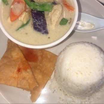 Chillin' Thai Cuisine - Green curry - Thai Near Me - El Monte, California Chillin' Thai Cuisine - Green curry - Thai Near Me - El Monte, California