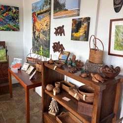 Kauai Art & Frame - Nice selection of local art and gifts
