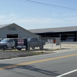 Foothills Hardware & Builders Supply - Busy lumber yard