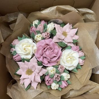 Baked Blooms - Cupcakes Near Me - San Rafael , California