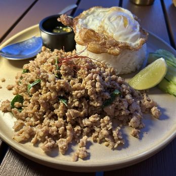 Hanuman Thai Eatery - chicken plate - Thai Near Me - Costa Mesa, California Hanuman Thai Eatery - chicken plate - Thai Near Me - Costa Mesa, California
