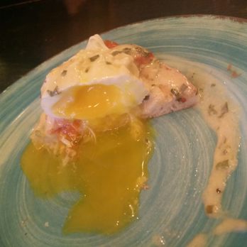 AMBAR Restaurant, Capitol Hill - Salmon benedict - Modern European Near Me - Washington, DC, District of Columbia