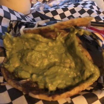 Desvelados - Gordita de carnitas - Mexican Near Me - Glendale, California