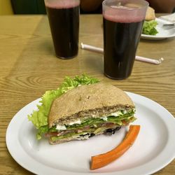 Golden Nugget sandwich and Chicken/Mushroom quesadilla. All vegan