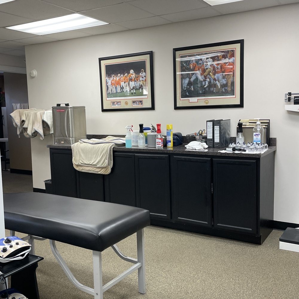 Volunteer Chiropractic - Chiropractors Near Me - Knoxville, Tennessee Volunteer Chiropractic - Chiropractors Near Me - Knoxville, Tennessee