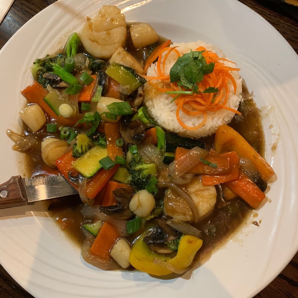 Blu Basil Wine & Grill - Ginger Scallops - Vietnamese Near Me - Lafayette, Louisiana Blu Basil Wine & Grill - Ginger Scallops - Vietnamese Near Me - Lafayette, Louisiana
